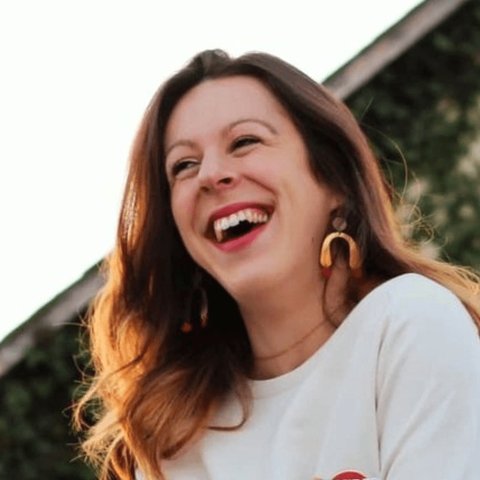Portrait de Kathleen, créatrice de Kathleen Care Pro